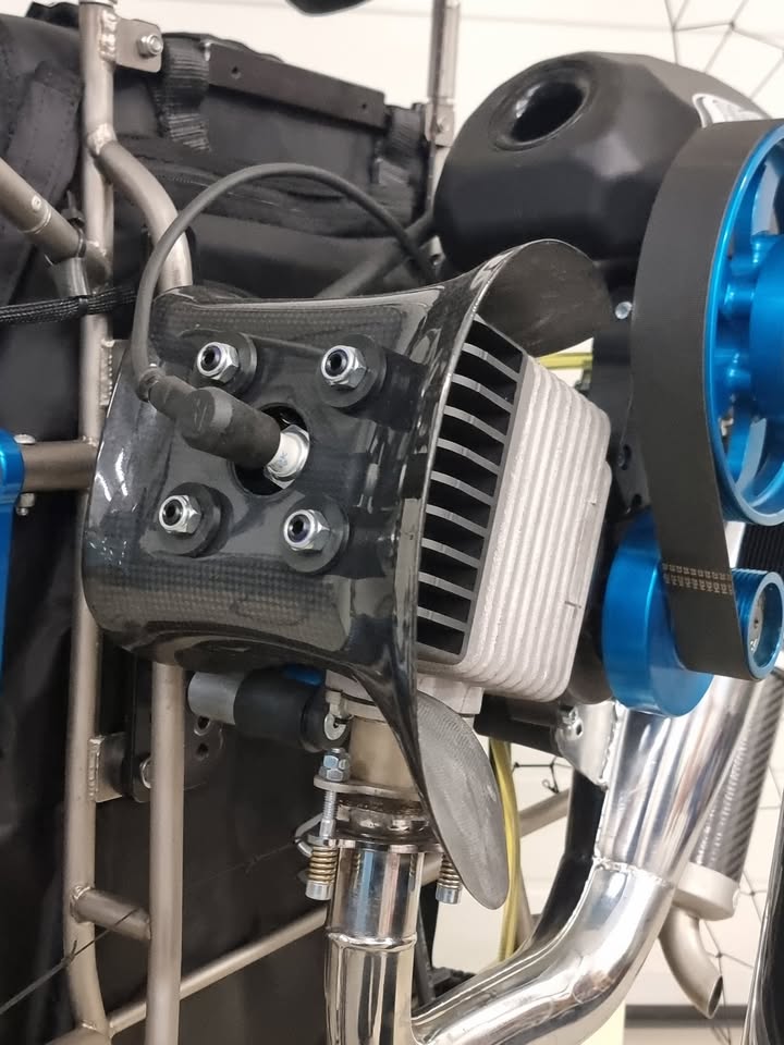 HE Paramotores Daytona MVL 2